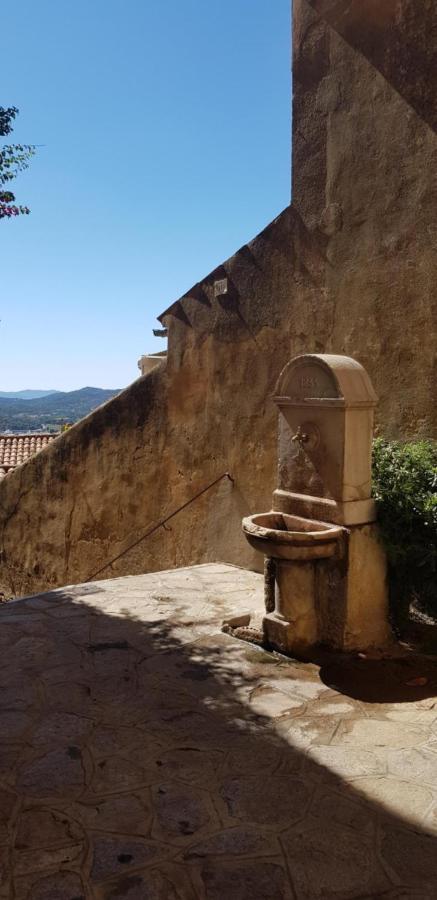 L'Odyssee Provencale, Un Duplex De Charme De 2 Chambres Au Pied Du Village Medieval De Bormes-Les-Mimosas, Offrant Des Prestations Haut De Gamme Et Une Superbe Vue Sur Le Massif Des Maures Esterno foto